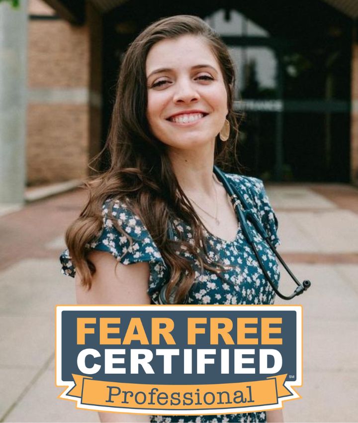 Adriana Bellamy, DVM